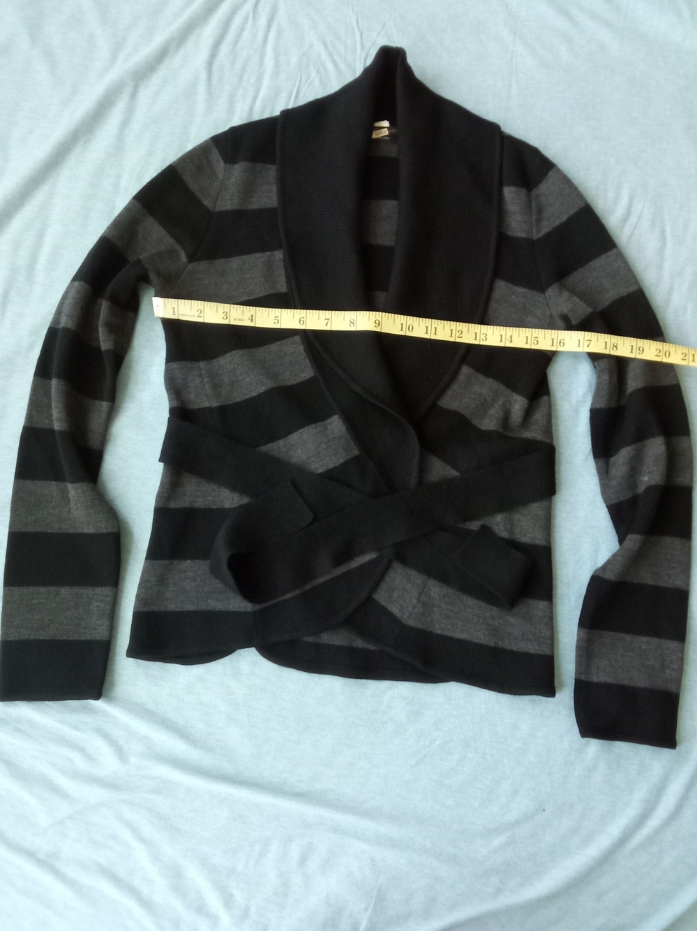 BCBGMAXAZRIA 100% Merino Wool Striped Draped Wrap Cardigan Sweater Black Grey